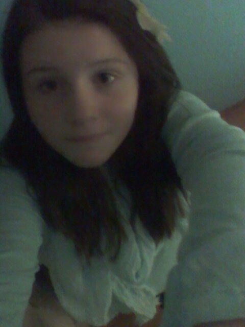 emilyharvey1202's profile picture. funny, chill, sports are my main