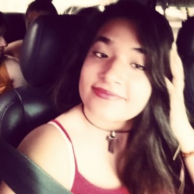 a felicidade pode ser encontrada ate nas horas mais sombrias se a pessoa se lembrar de acender a luz