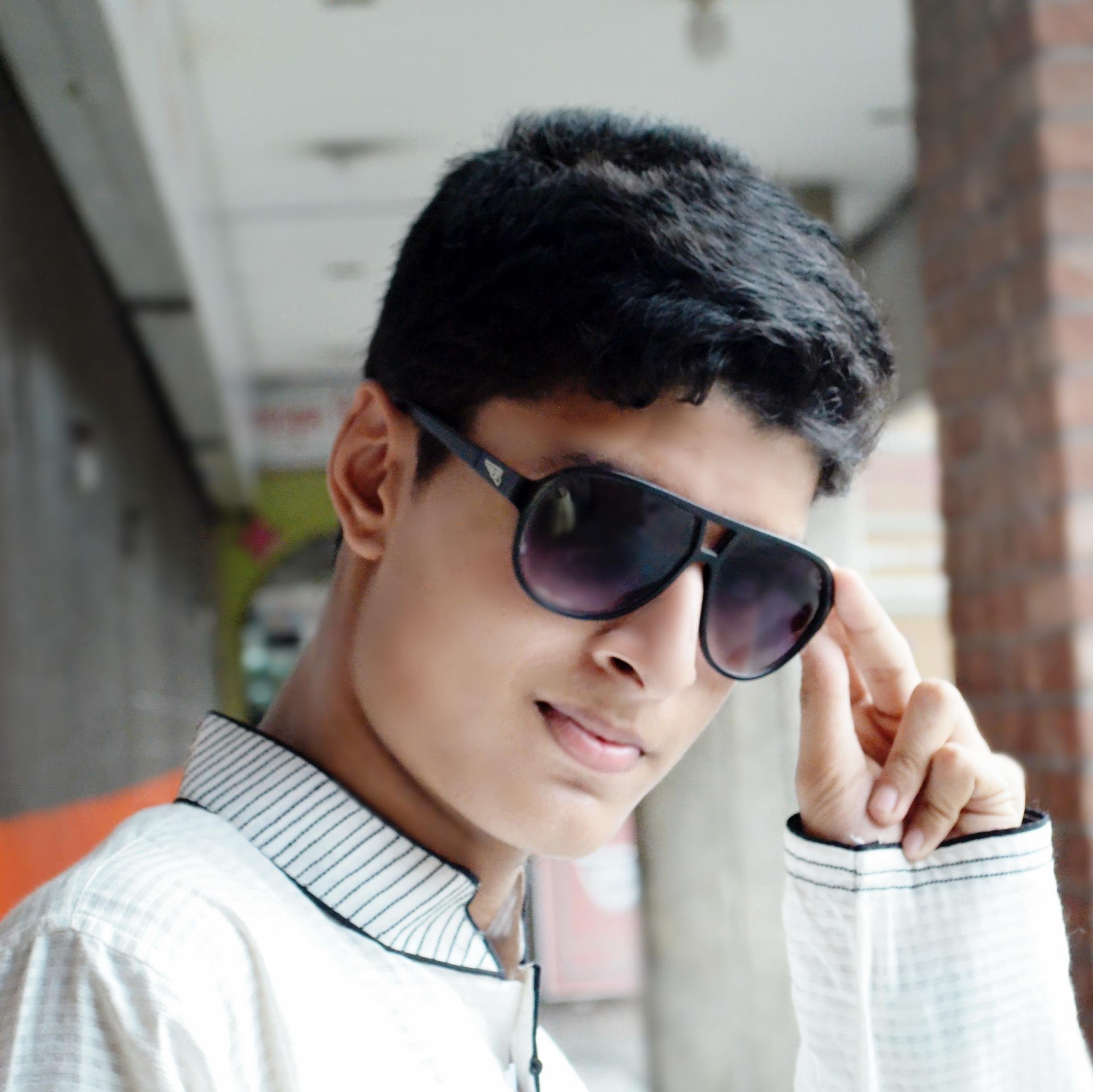 HI Guys I am Neloy ....You will get Leatest football news from me....so join with me..