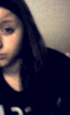14 years old. sing. please follow me on younow:melissasaevdal❤ that would be great!              Norway