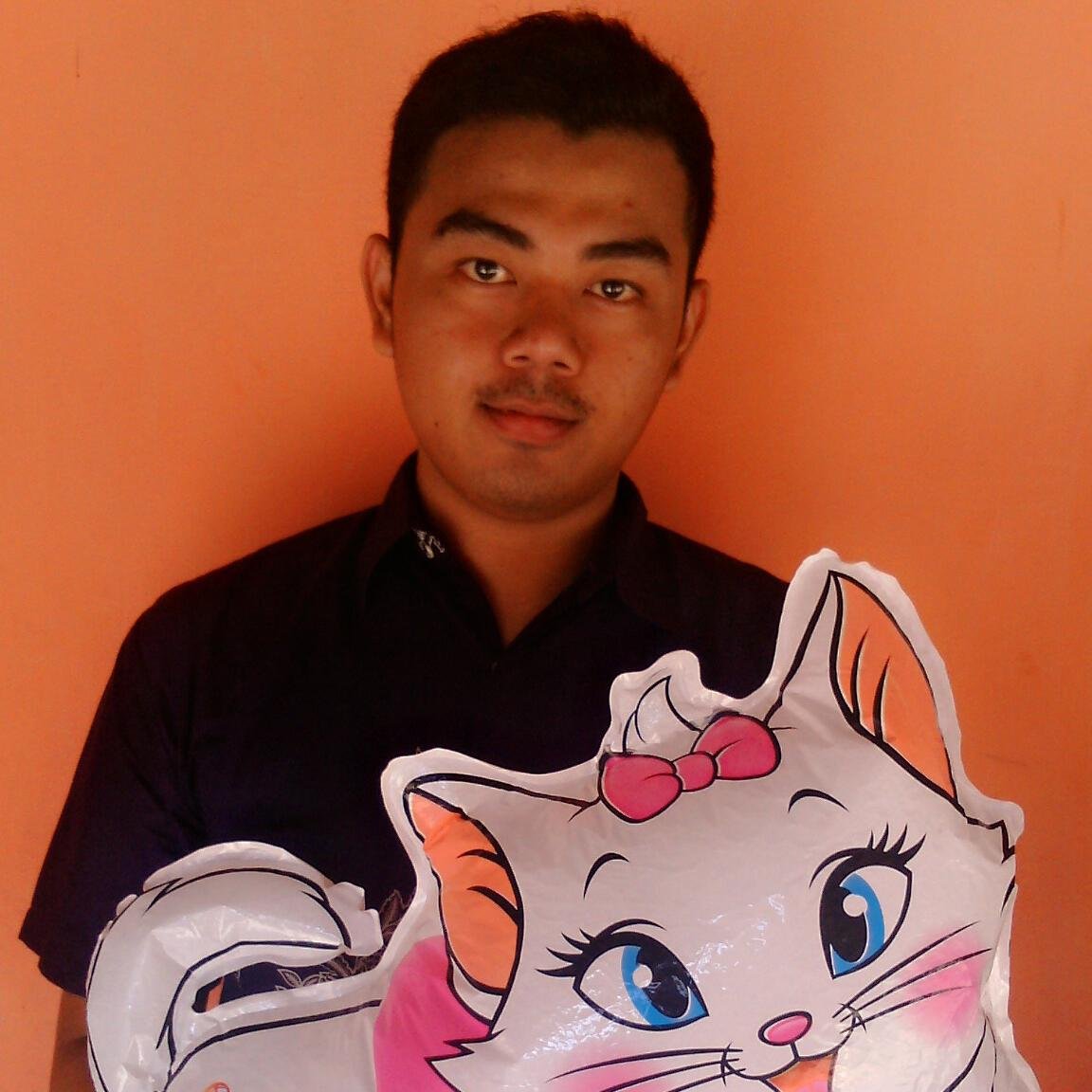 bakatomy's profile picture. Simple Boy