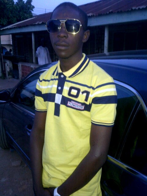 Jst a nrml salve of allah struggling 4 a beautiful akhirah nd aiming 4 jannah I admit that am not d prettiest,coolest,richest nd u should knw I dnt fake my self