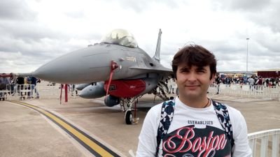 Amante de la aviación y  simulación aérea.
Fundador de Atododrone