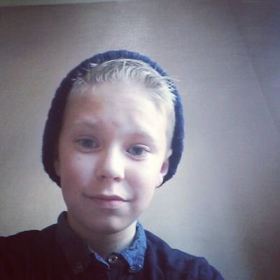 jamesbennett031's profile picture. folllow me peeps