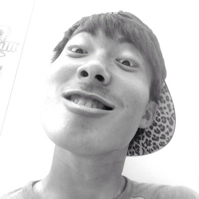 shouya_bot's profile picture. 中島翔也君の変顔をひたすらあげるbotです。たまに番外編もあります。。。。。。。。。。多くの人に中島翔也君を知って欲しいです。