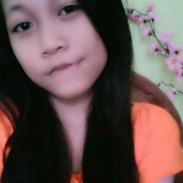 dewinengkece's profile picture. 