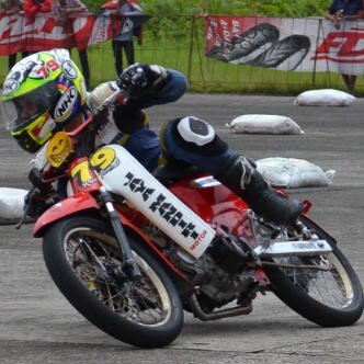 PradithamaAlvin's profile picture. 