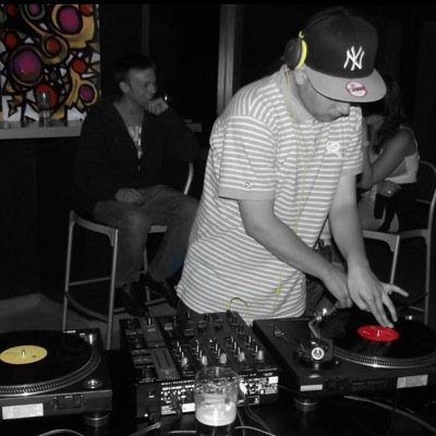 SELECT_DJBLAZER's profile picture. Oldskool & Uk Garage/Grime & Dubstep Dj and producer @ Londons ModeFm 
For Bookings ect visit the link below.......