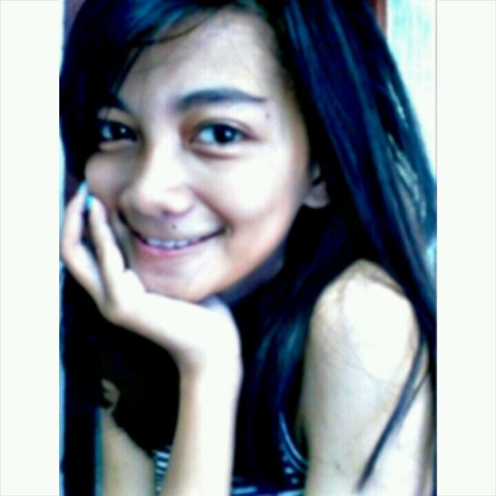 allah beside me anytime and anywhere .sudah 17thun yeay  Biruhitampink ♪