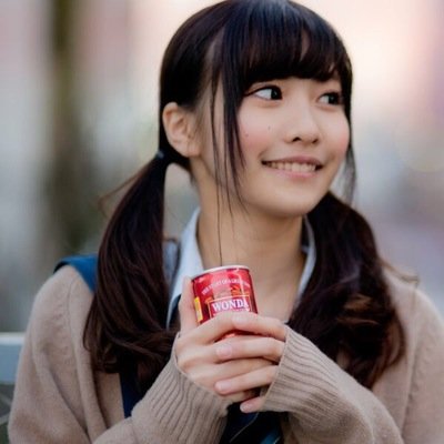 美容の豆知識 やせて見える服 首が太い人 Vネックでえりもとにシャープなラインをつくるといいです 一方で 派手なネックレスは 太い首に視線を集める自殺行為になってしまいます 美容の豆知識 やせて見える服 首が太い人 Vネックでえりもとにシャープなラインをつくるといいです 一方で 派手なネックレスは 太い首に視線を集める自殺行為になってしまいます