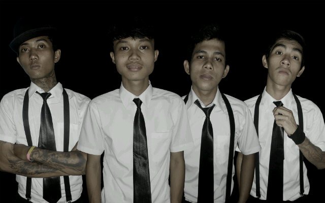 LOONEY WISER Profile