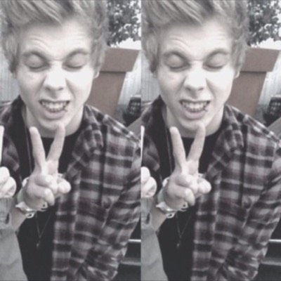 irwincxddle's profile picture. ✖side account to @lashton_cuddle ✖
please retweet this?!?!? https://t.co/xqb9u3iwV4