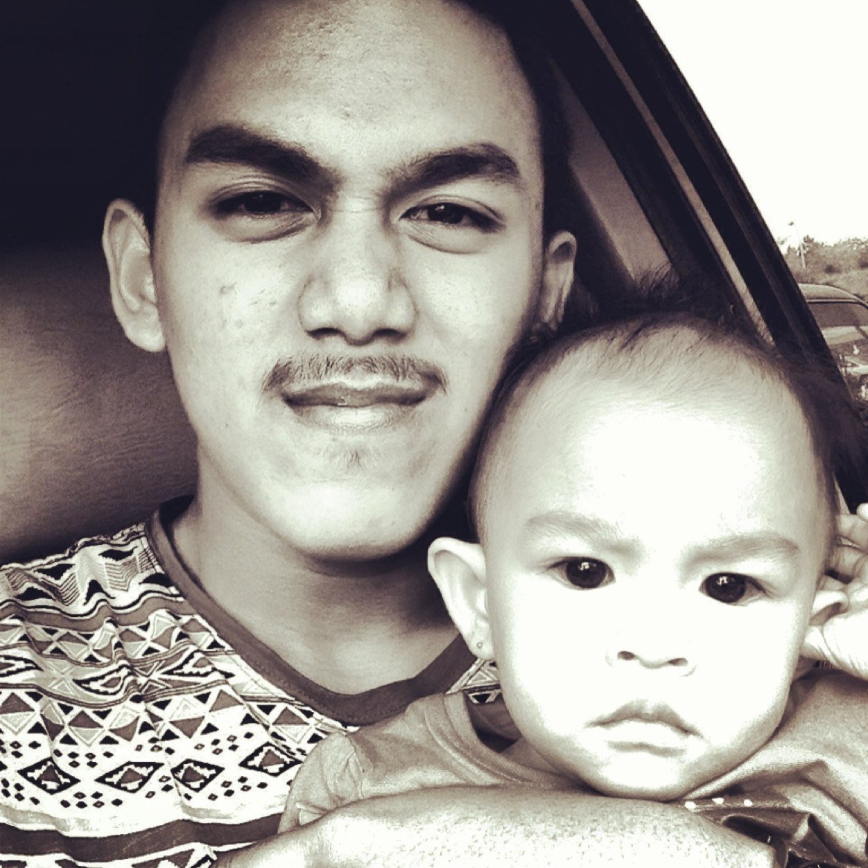 rizyrahadi's profile picture. The moment you give up,is the moment you let someone else win