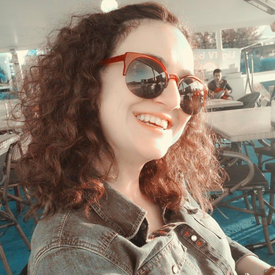 gostte's profile picture. 'İnsan her gün bir parça müzik dinlemeli, iyi bir şiir okumalı,güzel bir tablo görmeli ve mümkünse birkaç mantıklı cümle söylemelidir.' GOETHO