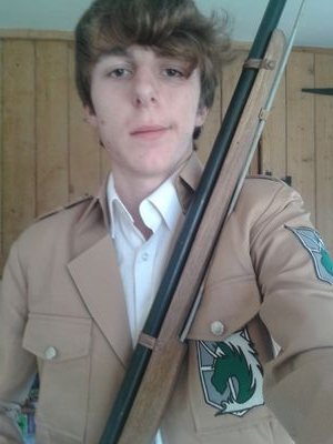 OC account of @askborisFeulner | follow on tumblr ask-actual-boris-feulner | everyones least favourite sucidal corporal from the stohess military police.