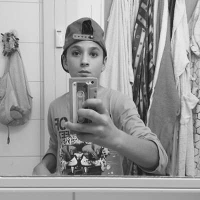 Adilriz3a's profile picture. 