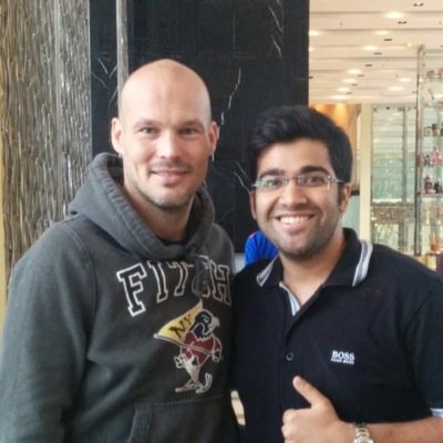 nikhilvohra's profile picture. 