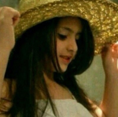 ‏‏‏‏‏إذْا أمَتلكَت شَيْء جَميلّ ، لآ تبْحَث عَنْ الأجمَلّ فَتخَسر الاثنَينْ ‏‏‏‏‏‏‏‏‏‏‏‏‏‏‏‏