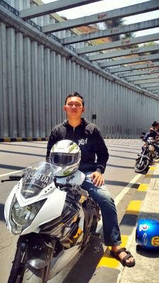 Jalani hidup dengan penuh kesabaran,senyuman,keikhlasan dan renungan ☺