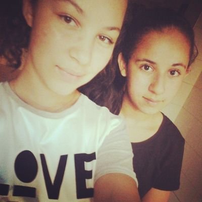 alyssaa77100's profile picture. 