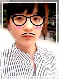 즐겁게살되,아무렇게살지말아야한다; 나의 지금을기록하다. 나는지금에만있다. 나를 외치다. 서수다.혼잣말.뻘소리.뻘짓. 2014 Paris 짐촉. 자각.  2015 맘촉. 2018 놀촉. 2019 촉촉. 2020 웤홀촉. 2021 췍촉. 2022 궁촉. 2023 앜촉. 2024 낰낰촉.
