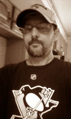 Pens defeat Mapleleafs 5-2!  Pens 2-0. Way to go PENS!!!!