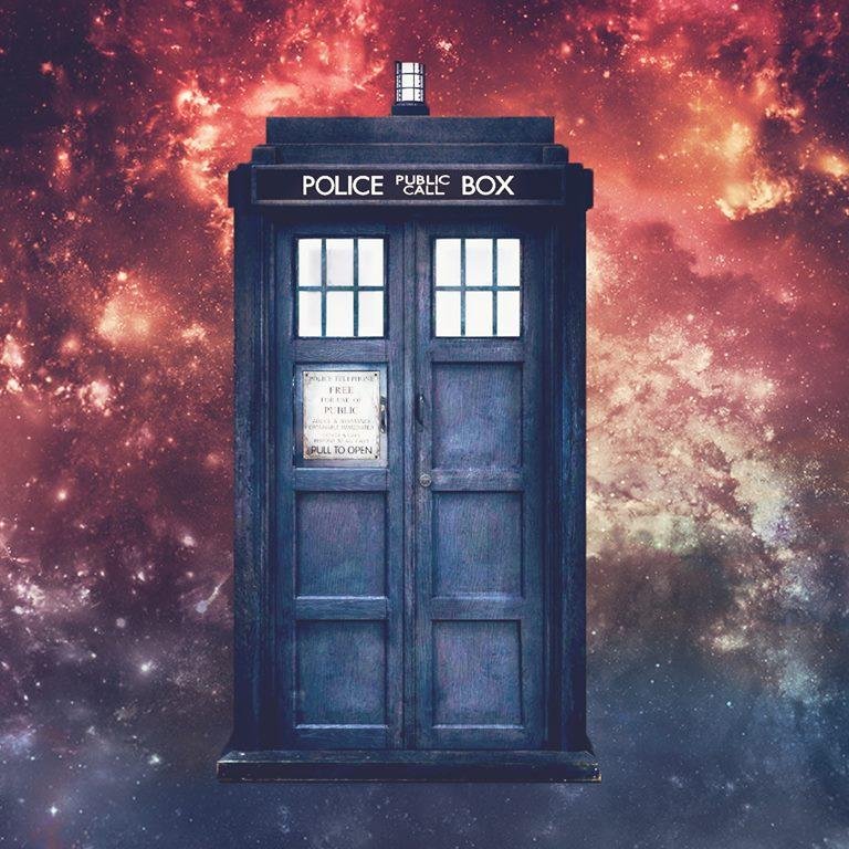The Sonic Biro website contains Doctor Who screencaps and art for every episode from 2005 to today