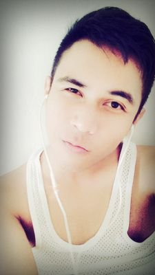 follow me on instagram.. @mister_lolipop.. I'll follow you back.:)