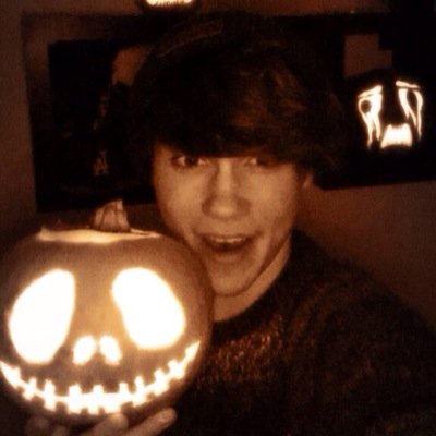 free follow from @shxlley__