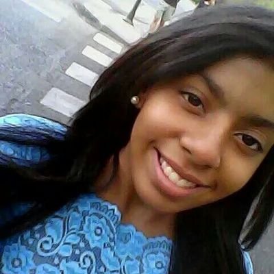 No Le Pare A La Envidia Ni A La Maldad, Si Tu Progresa Siempre De Ti Van A Hablar ,Tira Palante Y No Le Pare A Na Y No Dejes Que En Tu Vida Nadie Vaya A Mandar