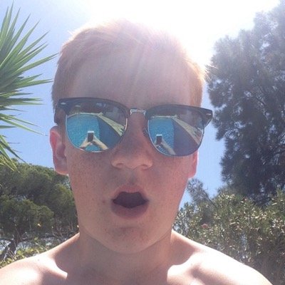 Georgewheeler01's profile picture. #skateeverydamnday 
 football⚽️rugby