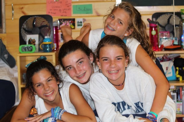 lilyrosenn's profile picture. 