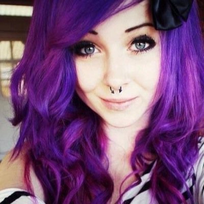 I'm Sara, I love the night sky and cuddling. I bisexual leaning more toward girls, im also single..{RolePlay/Fake}