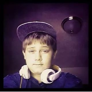 bdogwoods811's profile picture.