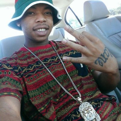 $$$$$$$$$$$$$BETTYGANG$$$$$$$$$$$$$$
Instag youngnthuggn3
Kik @redboyrobbie300