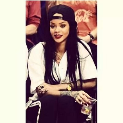 heidi26897033's profile picture. 