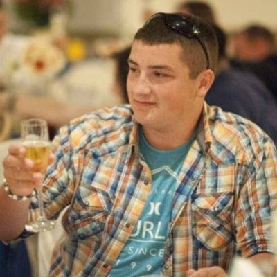 tgray_lps_tech's profile picture. Previous computer tech for LPS. Now a new small business owner traveling the country making a living, living and loving life.