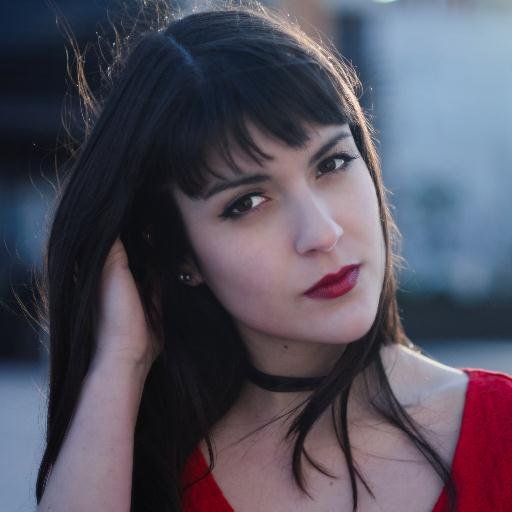 RobineMisora's profile picture. POETRY WILL SAVE US.
Le soir j'suis Sailor Moon.