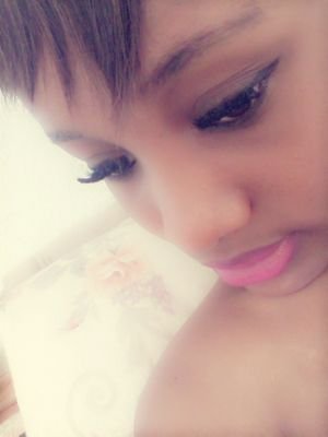 DeeMpho_MoaBi's profile picture. 