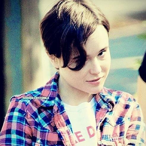 WeAreEllenPage's profile picture. She is Tiny Canadian. We love #EllenPage