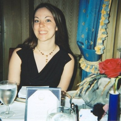 (old pic) interests: random quotes, poetry & sayings....Enjoying life & all its teachings! Love most things; people being the priority, jut trying to expand;)