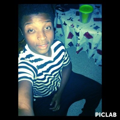 Kik//_TreySmith99 Follow me on IG @Treyy.__
