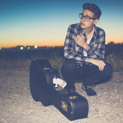 CATCH ME ON TOUR THIS SUMMER http://t.co/ski7zKNFRm…