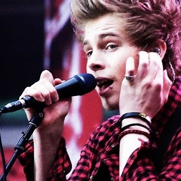 Free follow, follow @trxpicaIhemmo & i'll follow back :)
