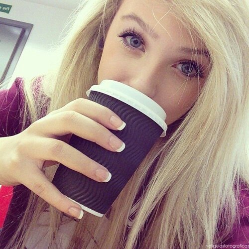 just a normal girl who dreams big // 16 years of age //