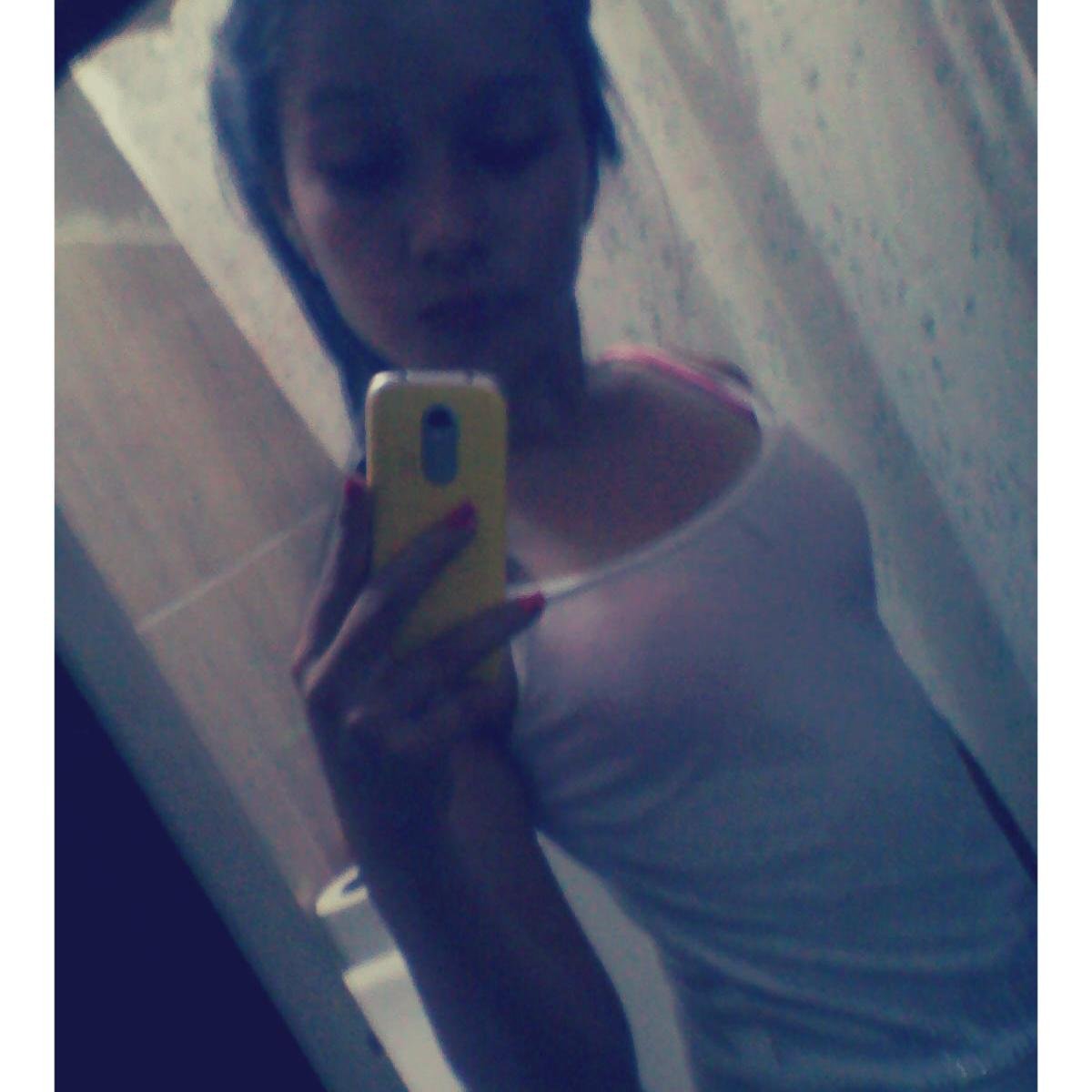 CelesteNaba's profile picture. MariaCelesteCarrascalNavarro♥Mi signo Aries;$ Mi Hobby Bailar;$ Soy muy diferente A Las demás Me encanta el Chocolate:3