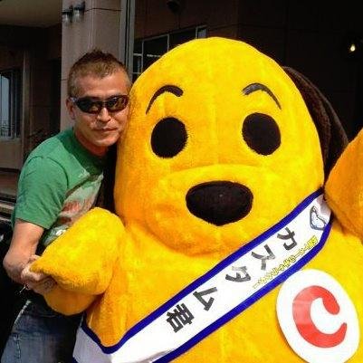 This is my Japanese account. My English account is @yujiha.