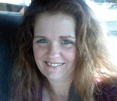 Huge Jake Owen fan..... love love love him!