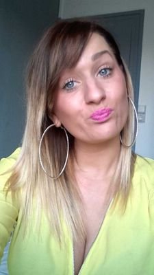 juliedehon's profile picture. 