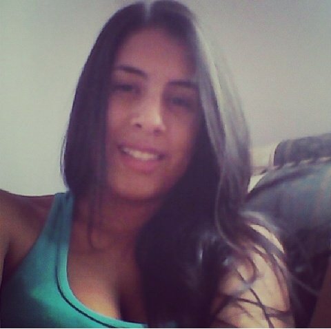 _vale04's profile picture. 